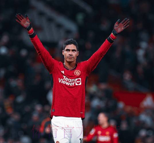 西媒:曼联对瓦拉内有意 皇马希望卖出1亿欧价格 西媒:曼联对瓦拉内有意 皇马希望卖出1亿欧价格